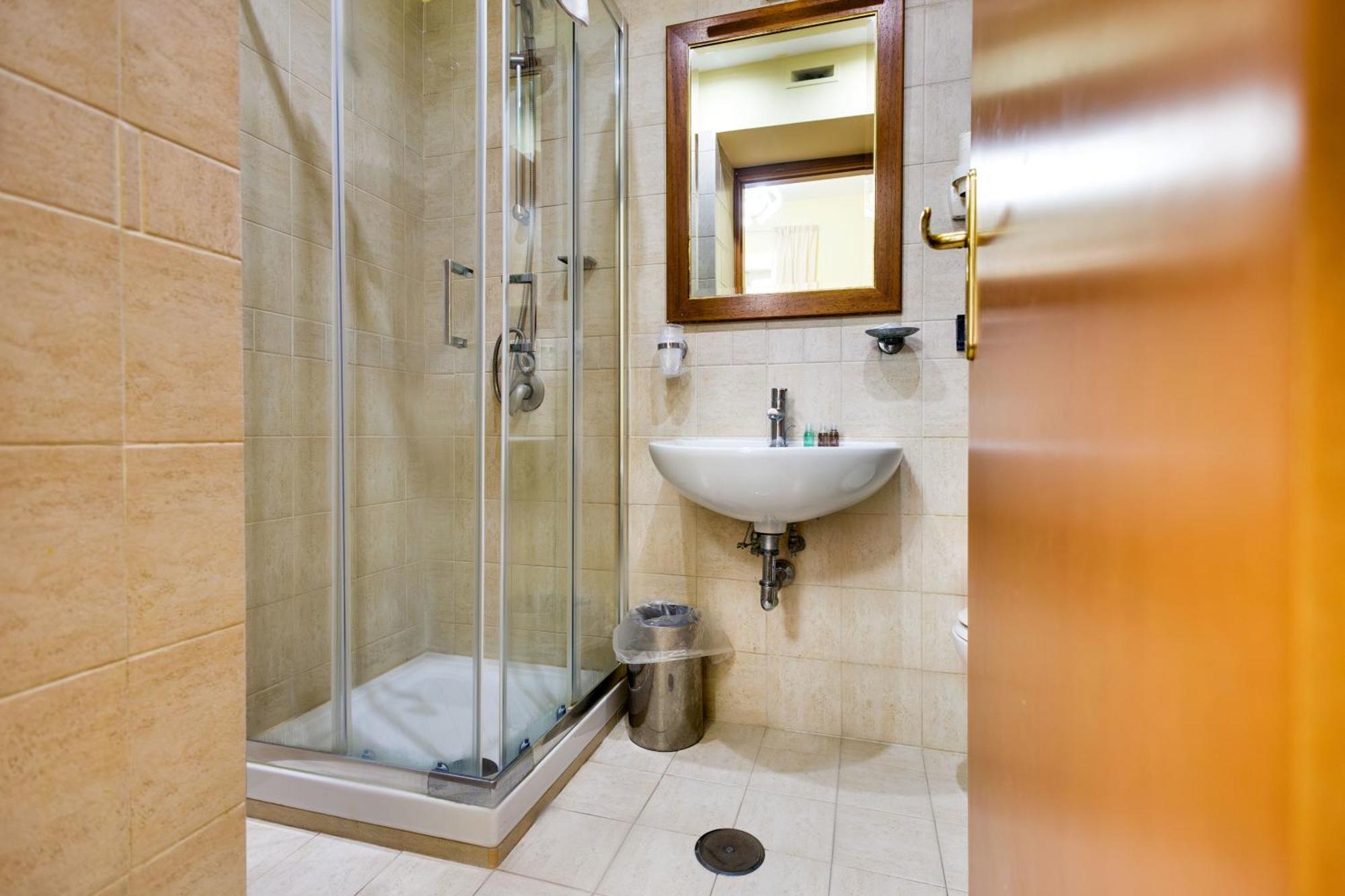 Hotel Terminal Rome Extérieur photo